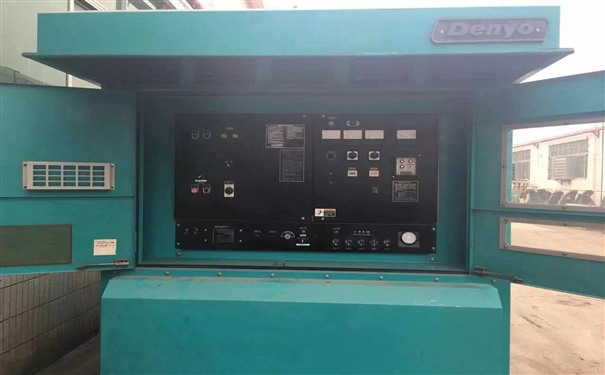 成都二手康明斯200kw大型柴油发电机组